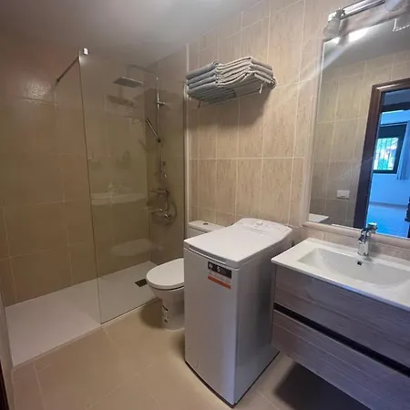 Casa Geranios 3 아파트 아로나
