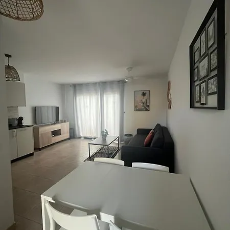 Casa Geranios 3 아파트 아로나